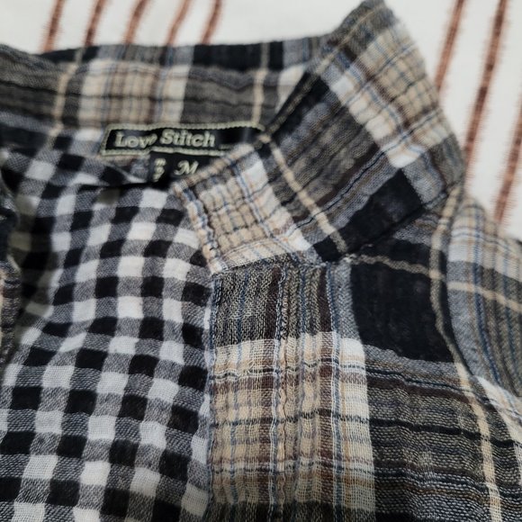 Love Stitch - Flannel Button Down - Size M - Picture 12 of 13